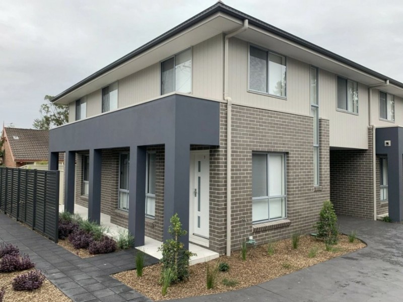 1 /133 Stafford Street, Penrith NSW 2750