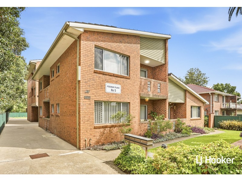 2/5 Hemming Street, Penrith NSW 2750