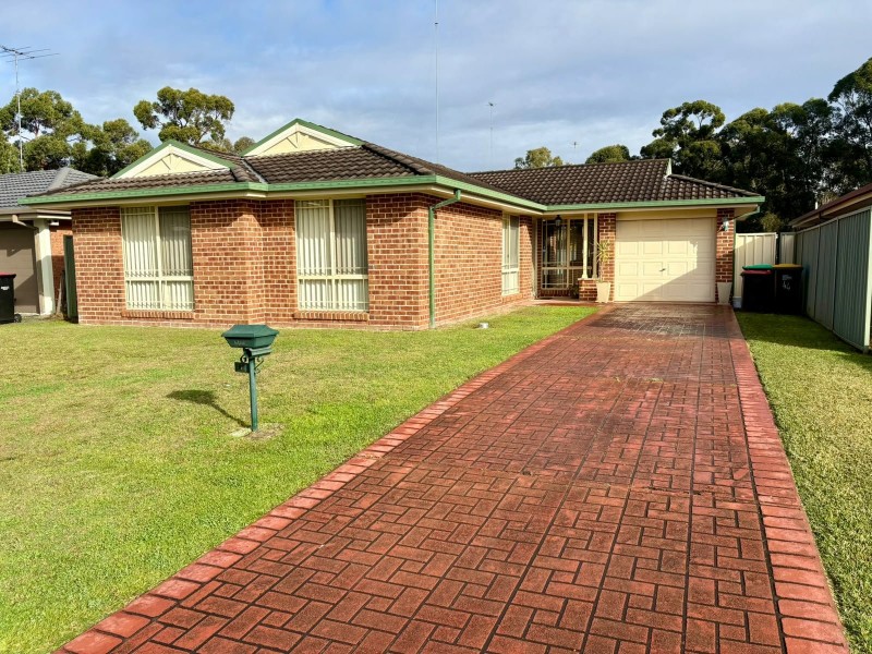 44 Ballybunnion Terrace, Glenmore Park NSW 2745