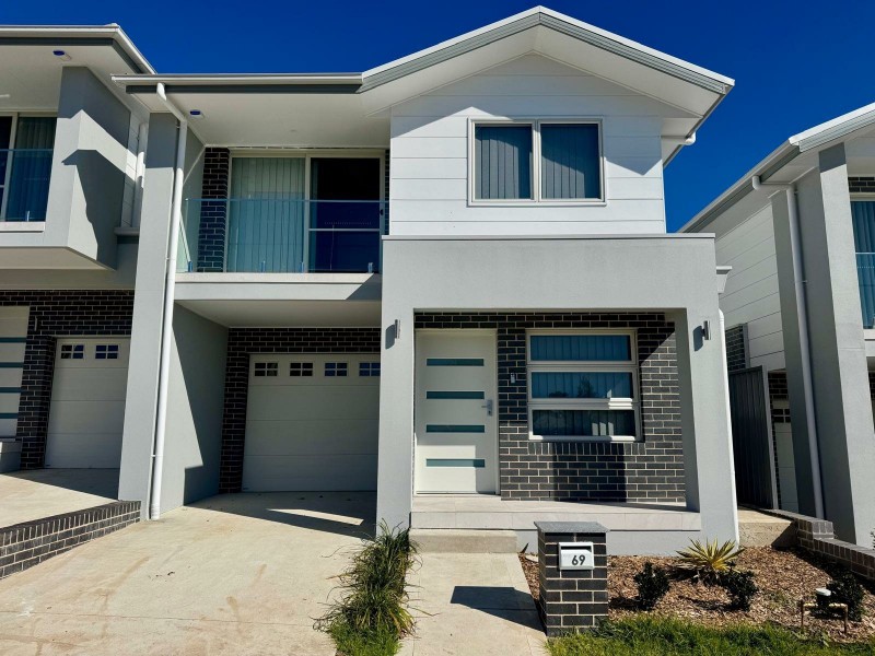 69 Gunyah Drive, Glenmore Park NSW 2745