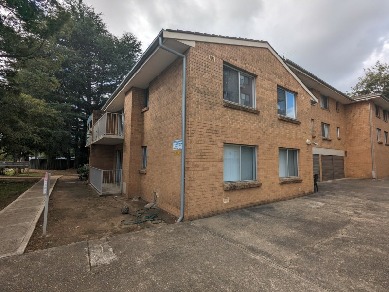 2/4 John Tipping Grove, Penrith NSW 2750