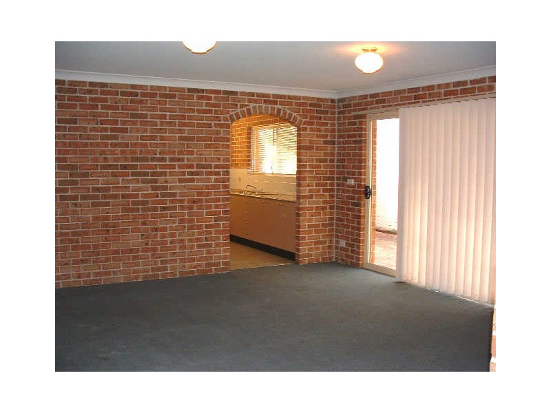 1/14 Bringelly Road, Kingswood NSW 2747