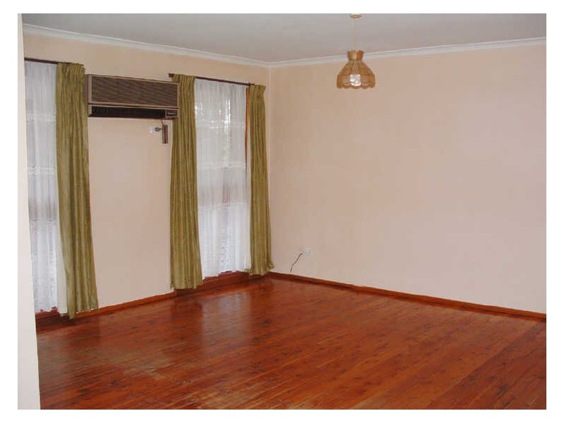 13 Brockamin Drive, South Penrith NSW 2750