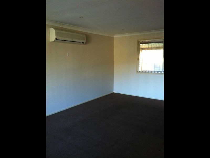 9 Samuel Foster Drive, South Penrith NSW 2750