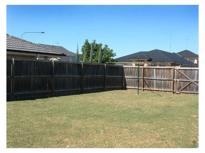5 Monarch Circuit, Glenmore Park NSW 2745