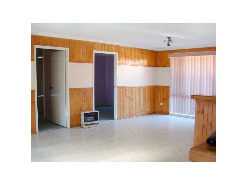 27 Ellim Place, Cranebrook NSW 2749