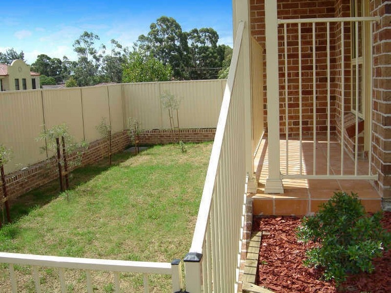 2/67 Jones Street, Kingswood NSW 2747