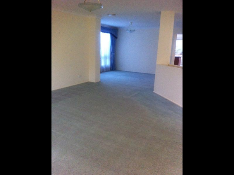 6 Whimbrel Way, Glenmore Park NSW 2745