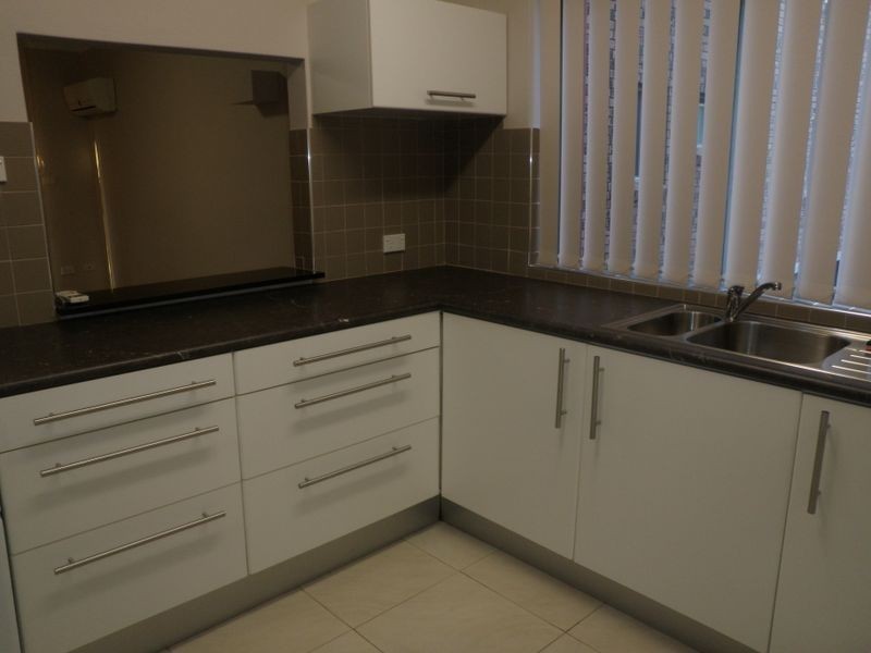 8/165 Derby St, Penrith NSW 2750