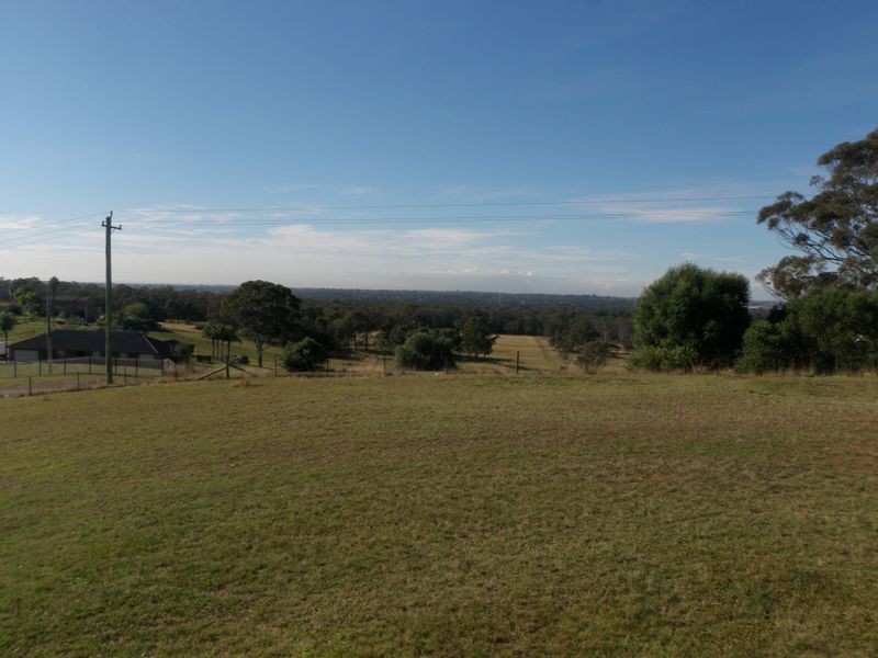 1 Homestead Rd, Orchard Hills NSW 2748