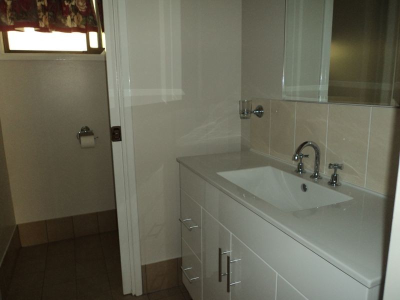 12 Enfield St, Jamisontown NSW 2750