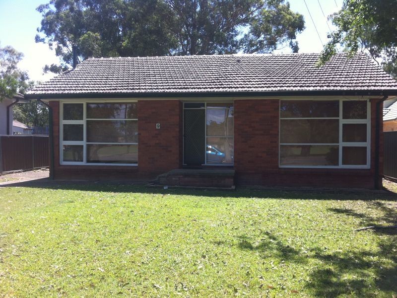 9 Barry Street, Cambridge Park NSW 2747