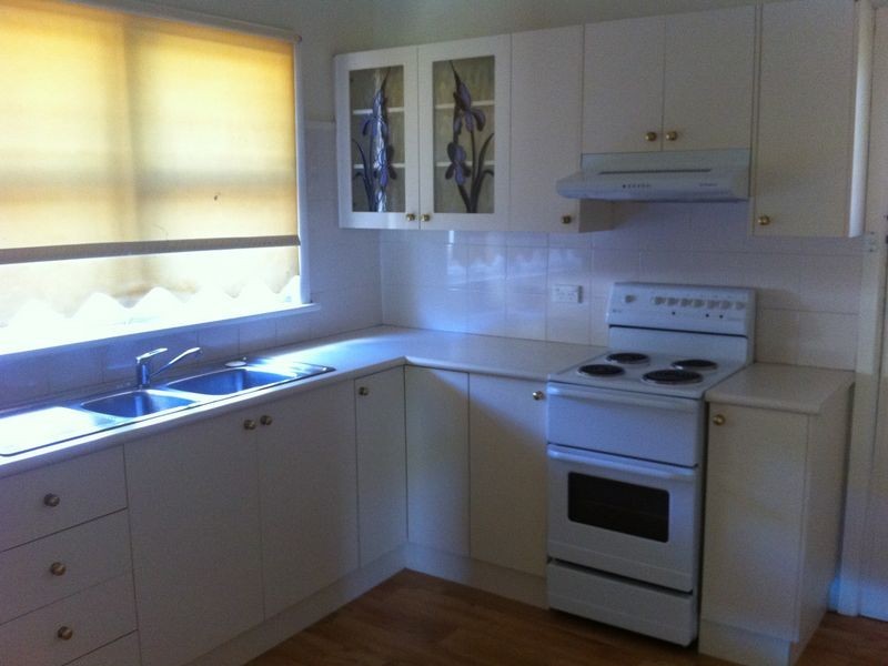 9 Barry Street, Cambridge Park NSW 2747