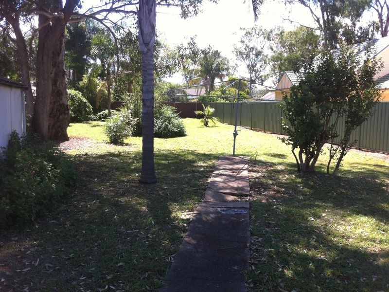 9 Barry Street, Cambridge Park NSW 2747