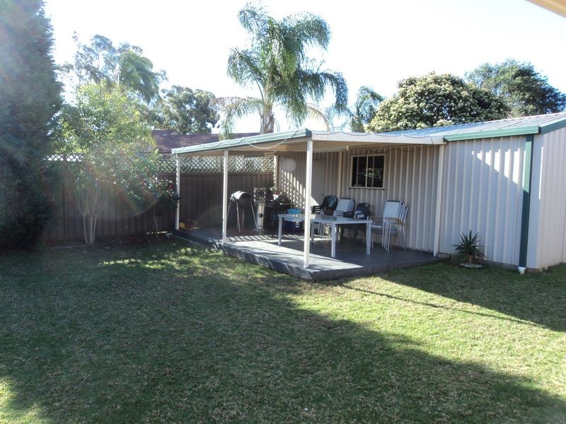 13 Joanna Street, South Penrith NSW 2750