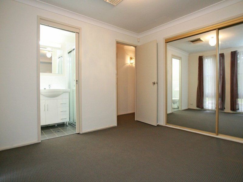 6 Oberon Street, South Penrith NSW 2750