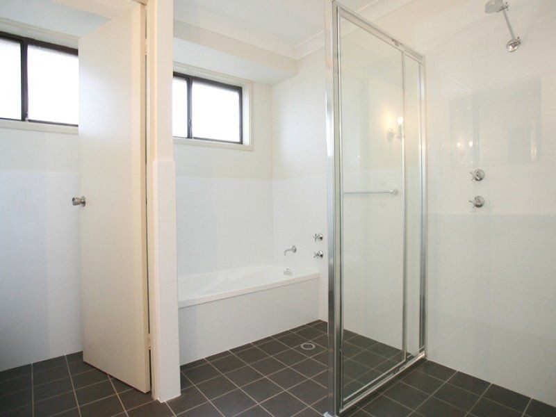 6 Oberon Street, South Penrith NSW 2750