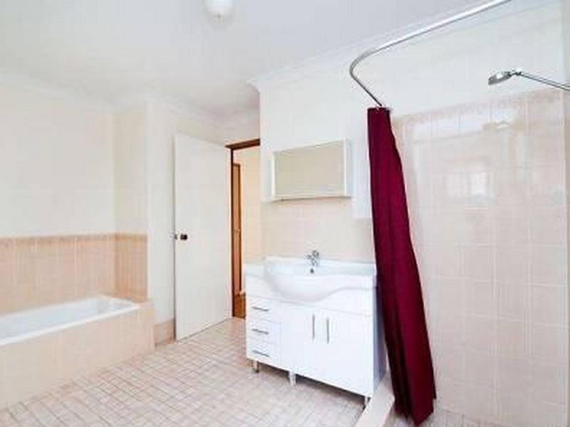 14a Park Avenue, Kingswood NSW 2747