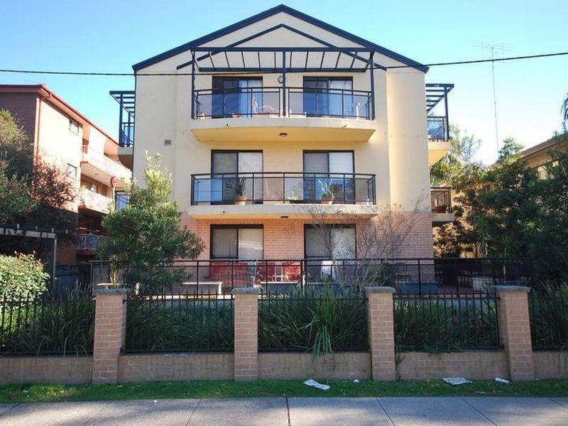 9/113 Station St, Penrith NSW 2750