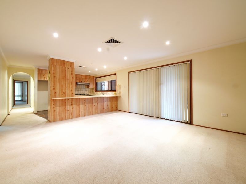 32 Corndrew Crescent, Werrington Downs NSW 2747