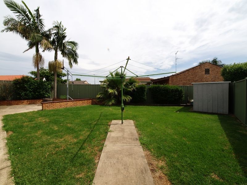 32 Corndrew Crescent, Werrington Downs NSW 2747