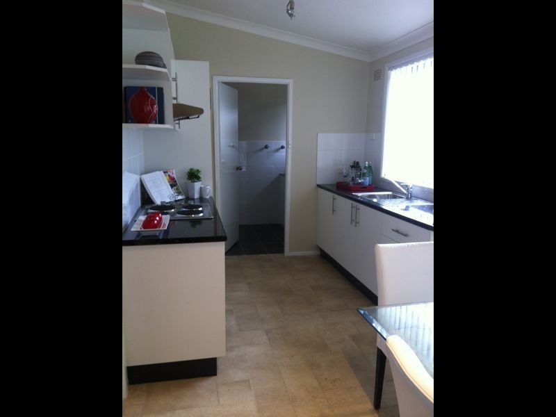 84 Barry Street, Cambridge Park NSW 2747