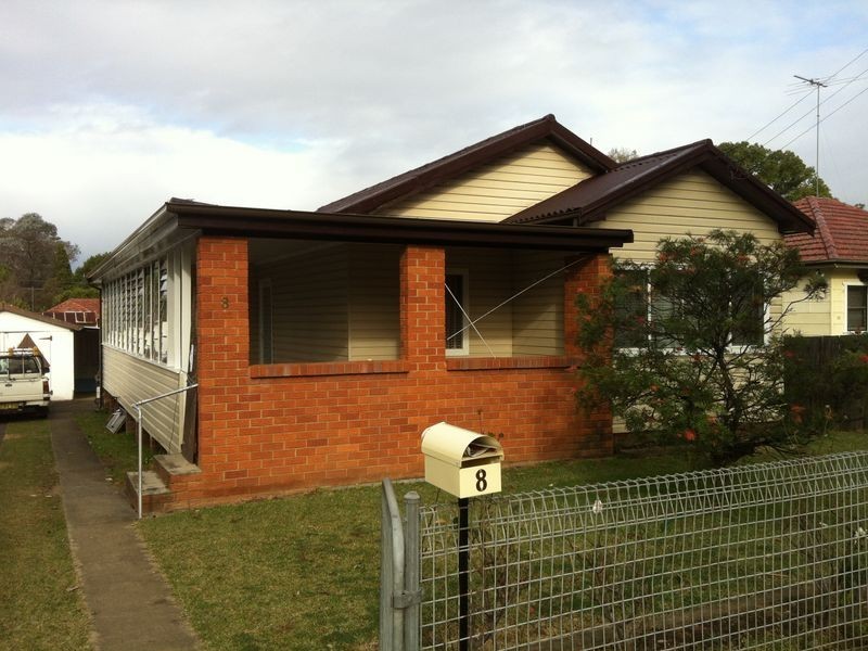 8 Rodgers Street, Kingswood NSW 2747