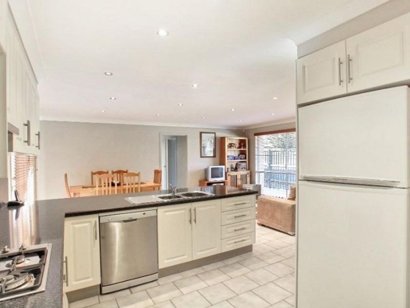 8 Mc Minn Place, Narellan Vale NSW 2567