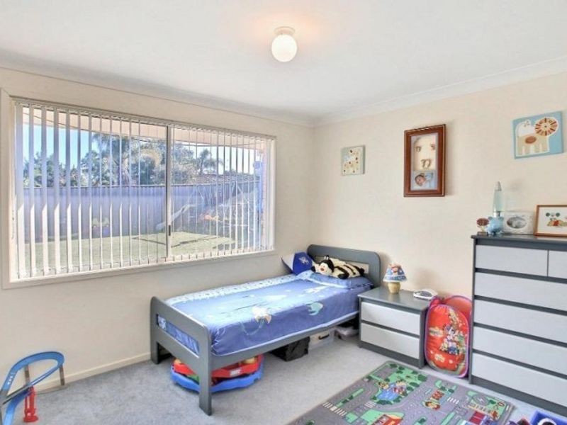 8 Mc Minn Place, Narellan Vale NSW 2567