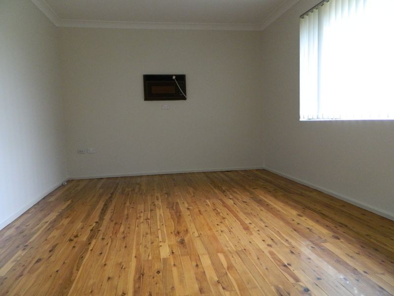 17 Twickenham St, Cambridge Park NSW 2747