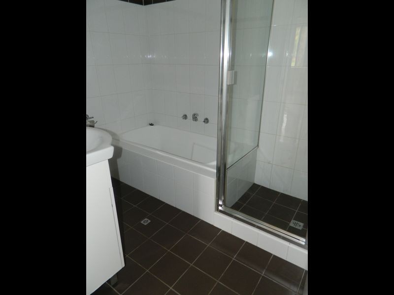 17 Twickenham St, Cambridge Park NSW 2747