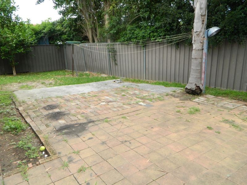 17 Twickenham St, Cambridge Park NSW 2747