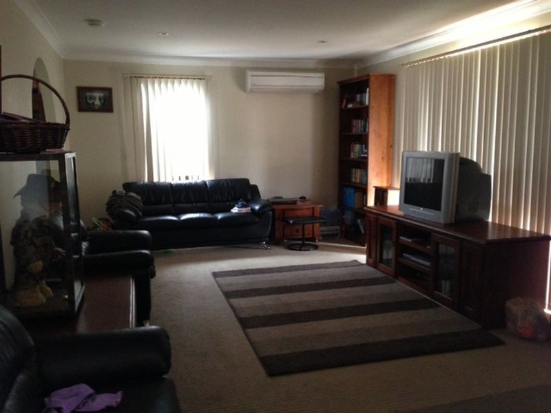 12 Barracks St, Emu Plains NSW 2750