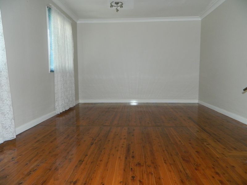 13 Grassmere Drive, South Penrith NSW 2750