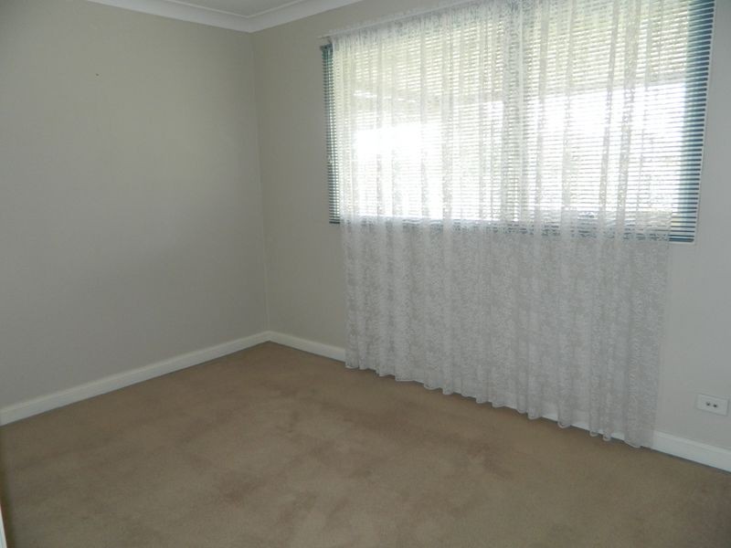 13 Grassmere Drive, South Penrith NSW 2750