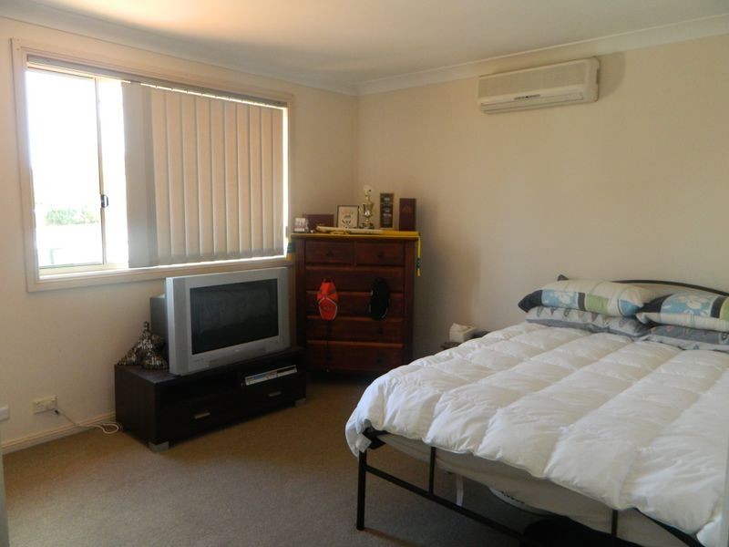 2/103 Bringelly Road, Kingswood NSW 2747