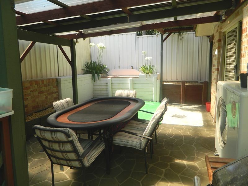 2/103 Bringelly Road, Kingswood NSW 2747