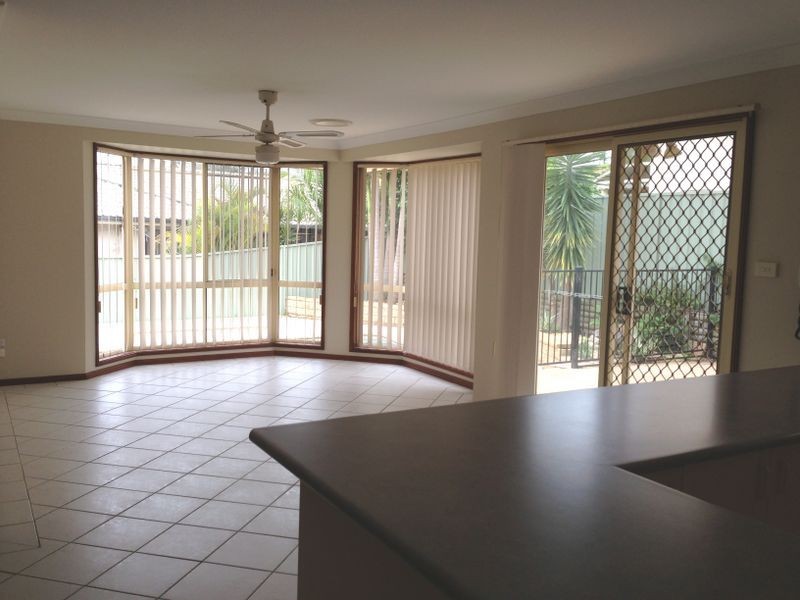 20 Mandalong Terrace, Glenmore Park NSW 2745