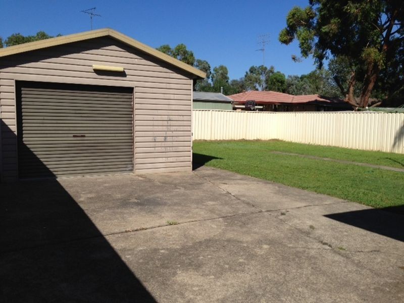 32 Gadara Ave, South Penrith NSW 2750