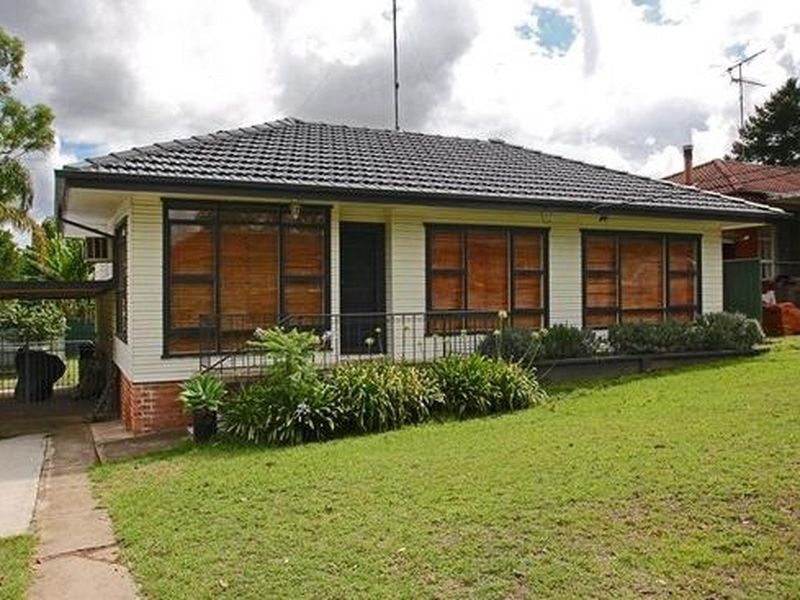 19 Banderra St, South Penrith NSW 2750