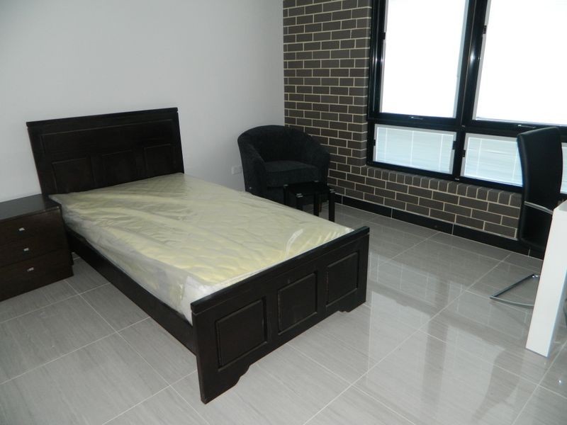 8/51 Second Avenue, Kingswood NSW 2747