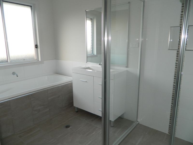 29 Binyang Avenue, Glenmore Park NSW 2745