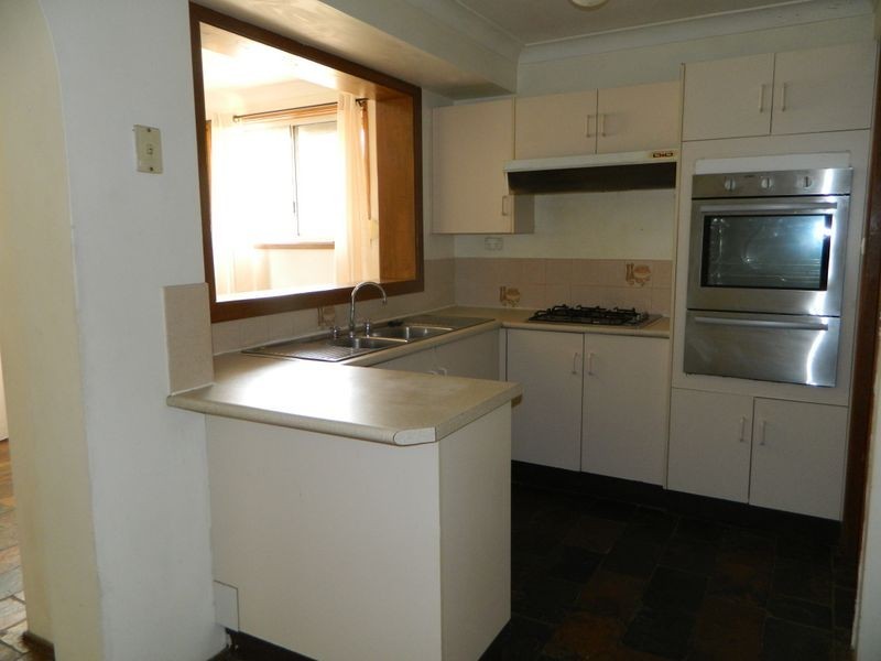 6 Nambucca Place, Claremont Meadows NSW 2747