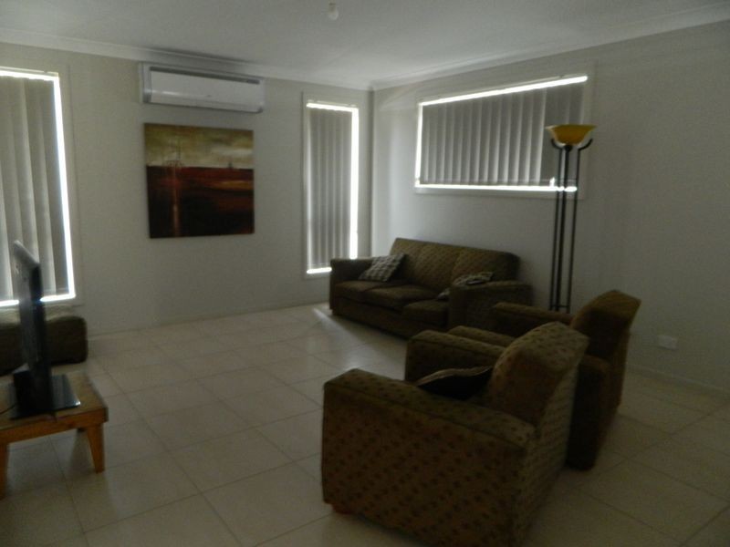 30 Lakeview Drive, Cranebrook NSW 2749