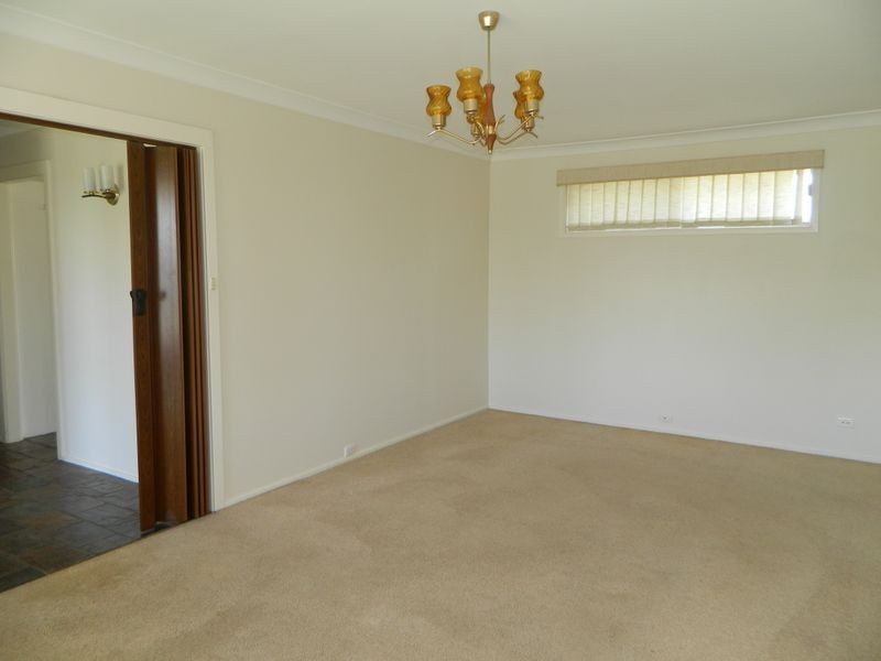 10 Burgess Street, South Penrith NSW 2750