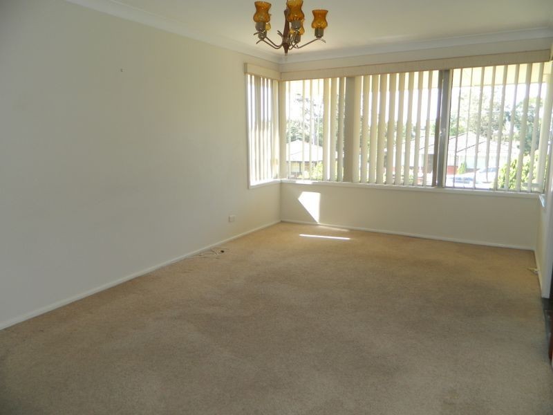 10 Burgess Street, South Penrith NSW 2750