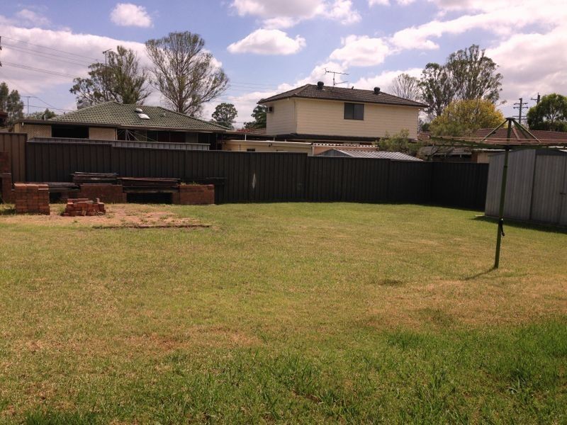 34 Twickenham Ave, Cambridge Park NSW 2747