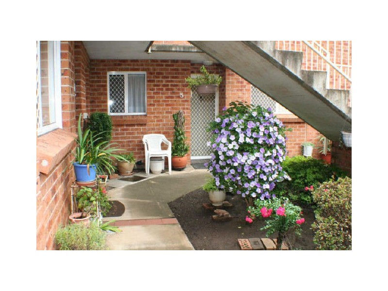 5/37 Mulgoa Road, Penrith NSW 2750