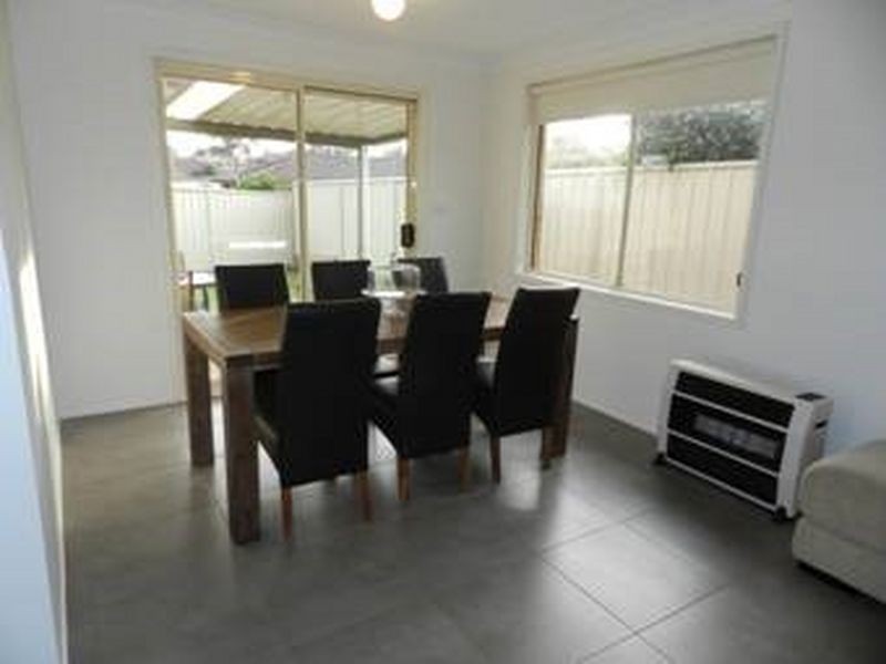 6 Becke Place, Glenmore Park NSW 2745