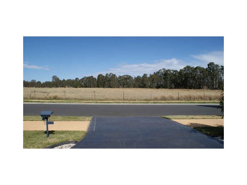 Glenmore Park NSW 2745
